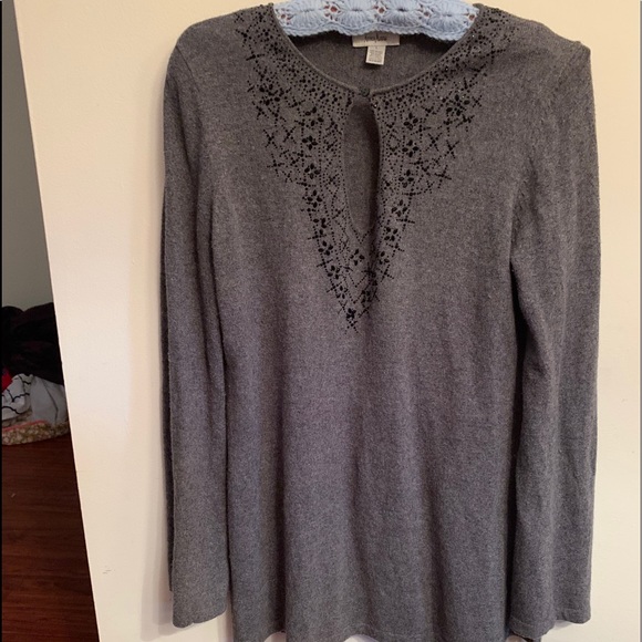 Neiman Marcus Tops - Neiman Marcus Cashmere Blend Grey sweater